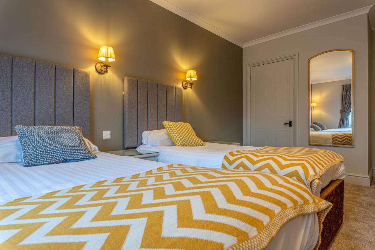 The Dog & Bear Hotel Lenham Esterno foto