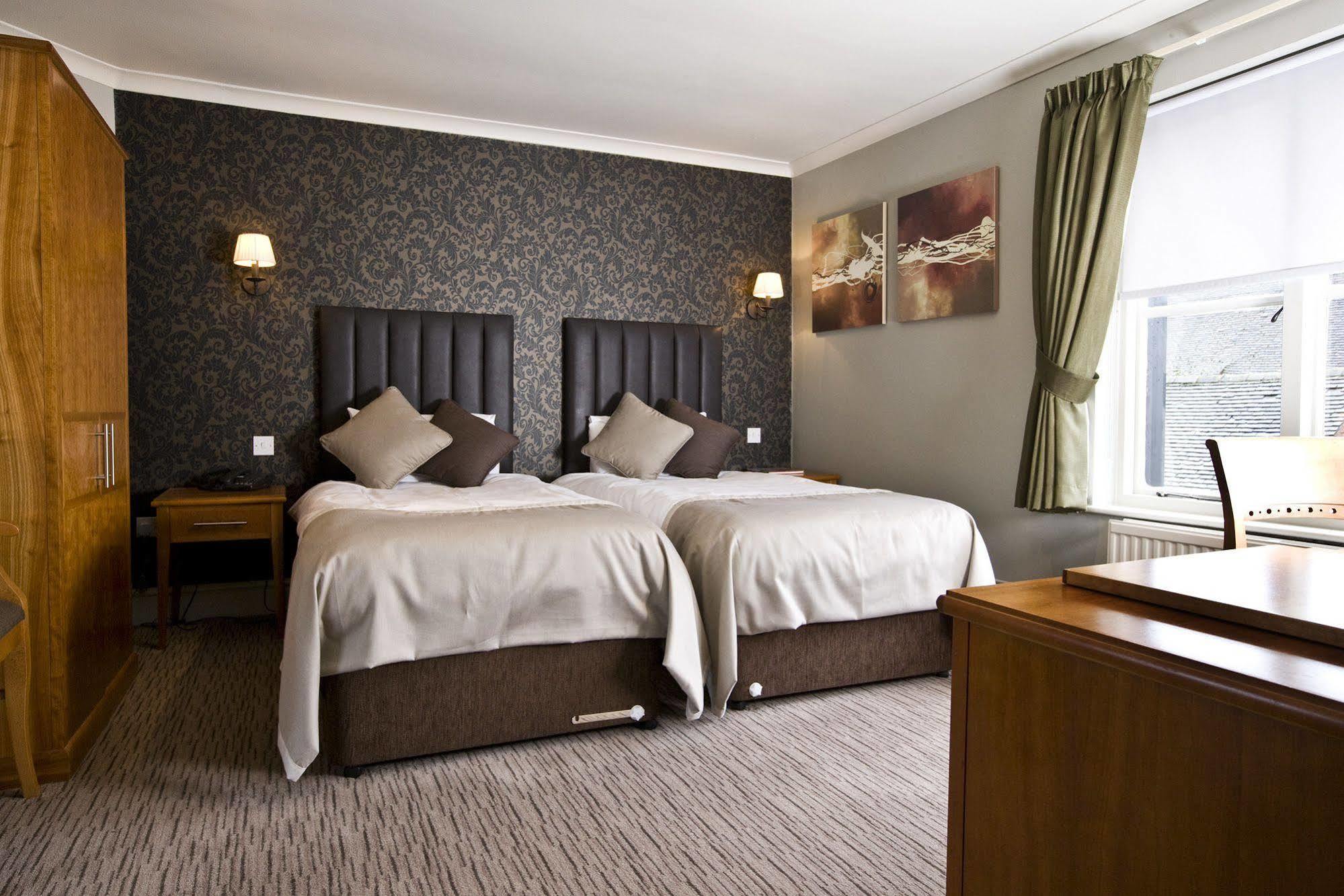 The Dog & Bear Hotel Lenham Esterno foto